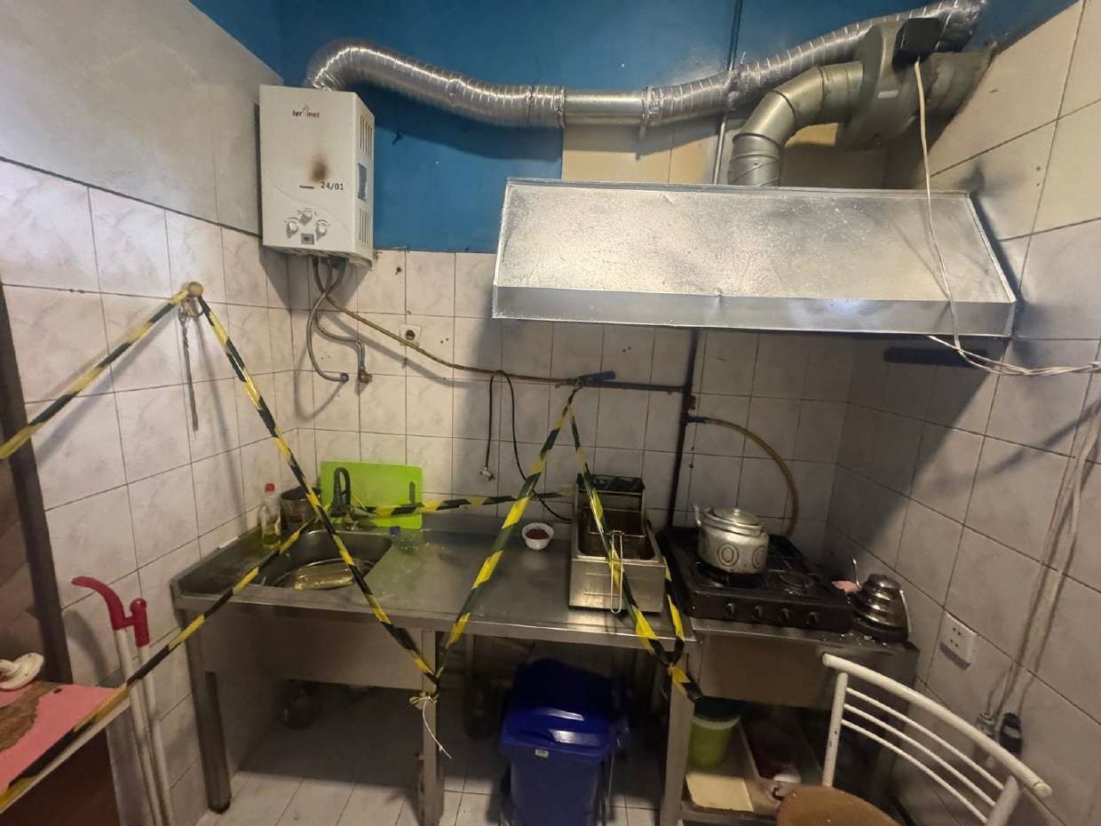 Bakının mərkəzində kabab evi bağlandı - FOTOLAR